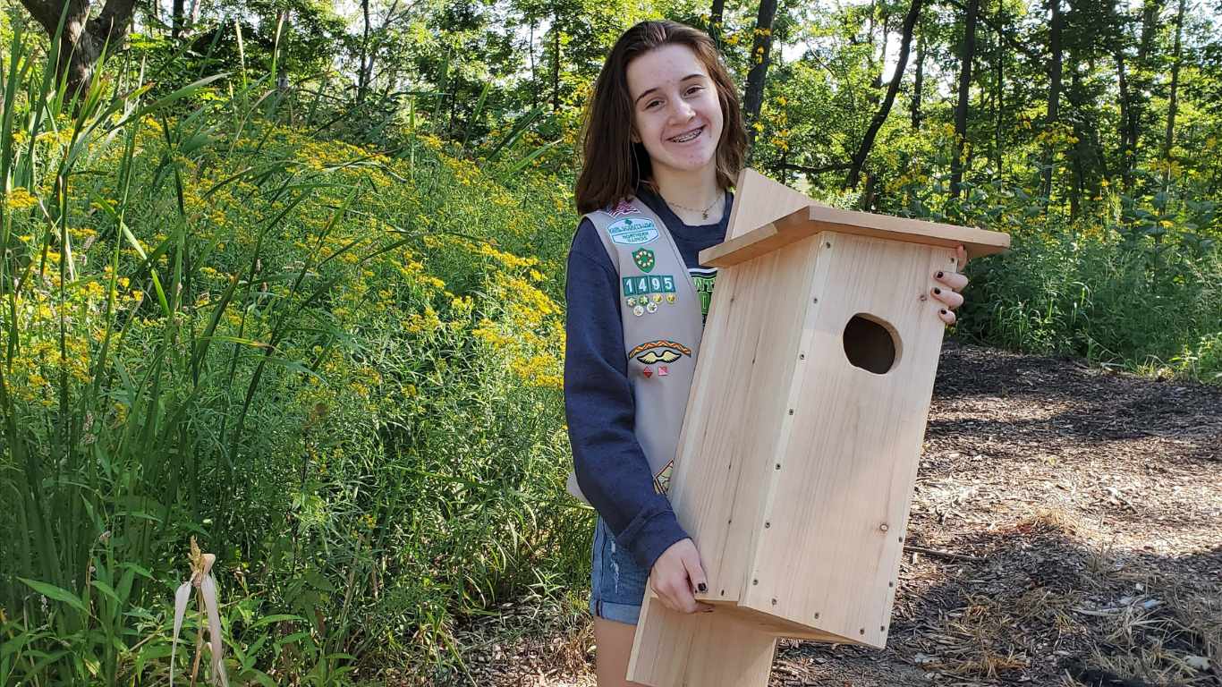 girlscout with birdbox